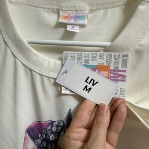 LuLaRoe Cream Graphic Tee